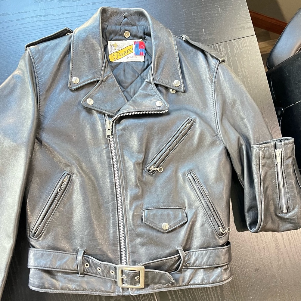 Schott Perfecto 118, Size 38, Excellent condition